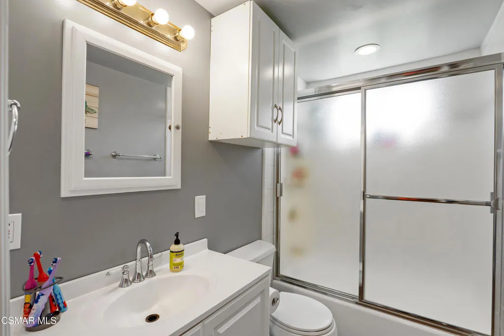 1858 Sutter Avenue, Simi Valley, California 93065 home-pic-13